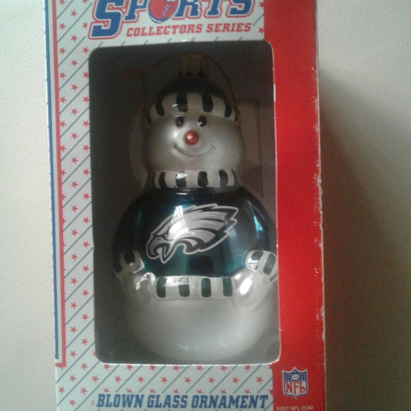 NFL Sports Collectors Series Snowman Ornament - Green and White - Picture 1 of 4